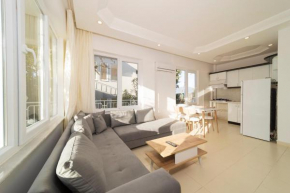 Refreshing Flat With Excellent Location in Alanya